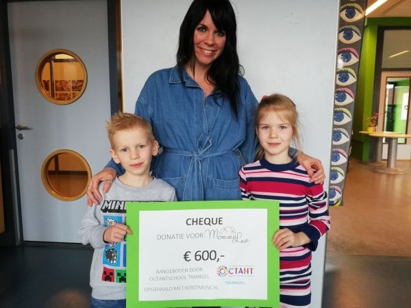 Octantschool Triangel haalt geld op voor Mommaluv