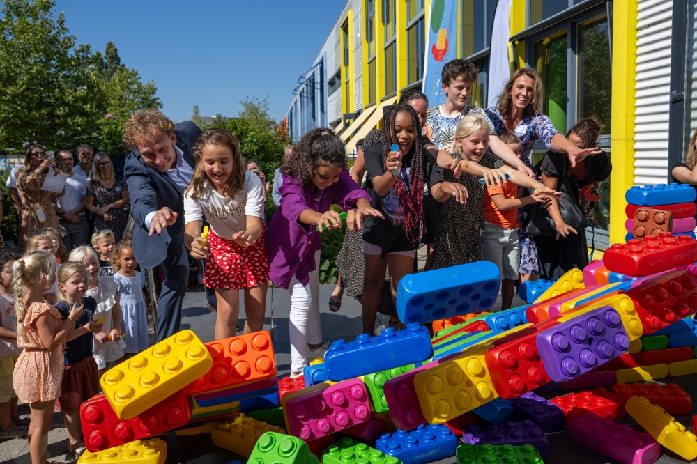 doorbreken van de muur